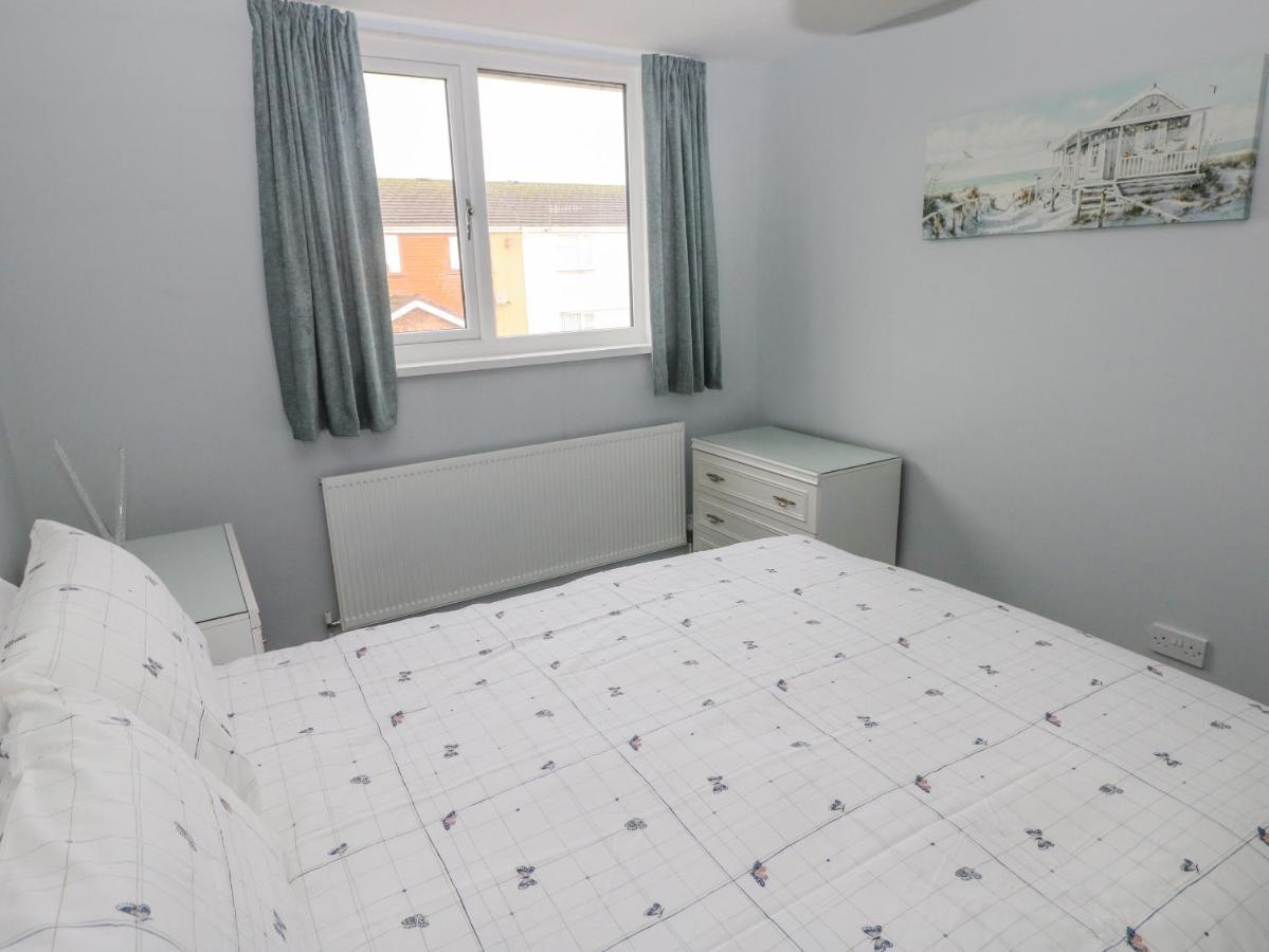 21 Sandfield Road Villa Burry Port Exterior foto